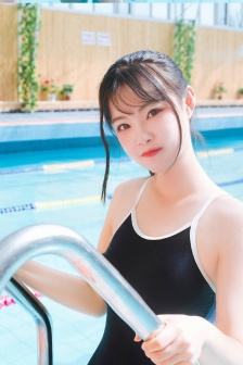 C到她乖黑暗森林小说